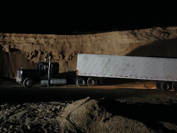 Joy Ride 3-Rusty Nail Truck-Gravel Pit