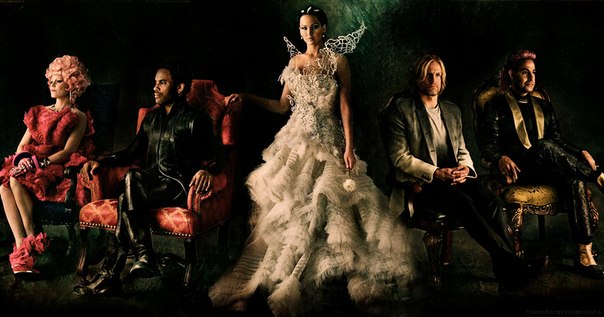 The Hunger Games Portrait The Hunger Games Portrait Catching Fire Set Photo Discovered Plus A Really Cool Portrait