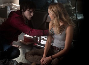 WB 013 DF 01918 300x221 WARM BODIES