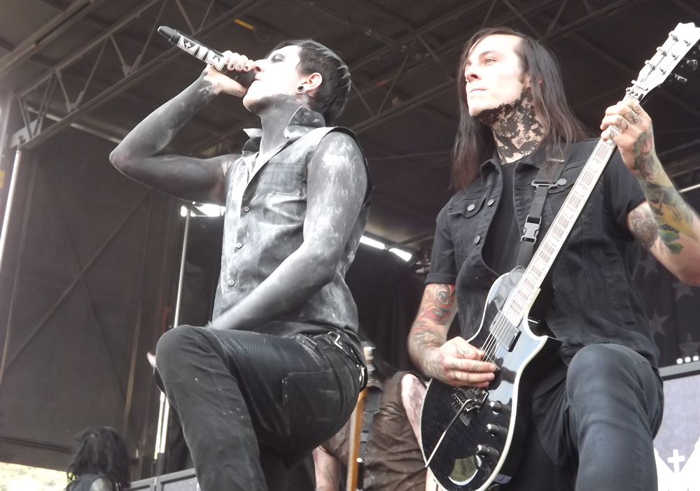 motionless in white singer and guitarist