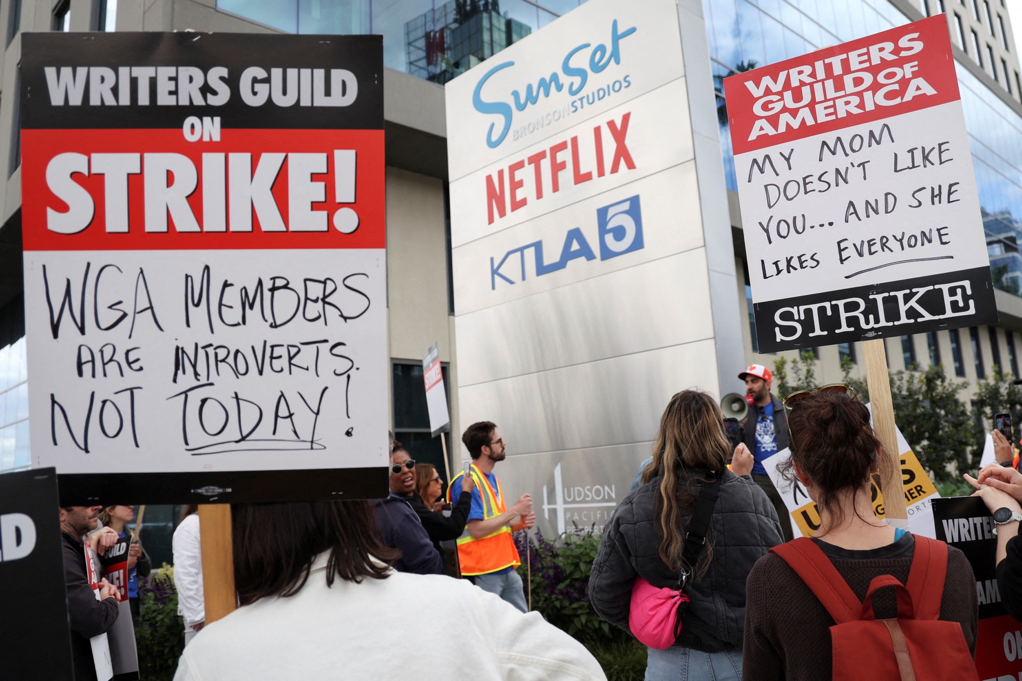 shockya.com - Jeff Stevens - HOW HOLLYWOOD CHEATED WORKERS TO BUILD STREAMING EMPIRES